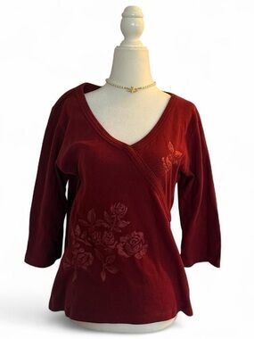 Crazy Shirts Hawaii Y2K Women’s V-Neck Floral Wrap Top - Burgundy